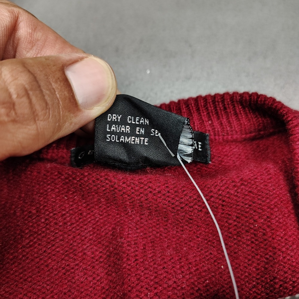 New Geoffrey Beene 100% Cashmere Sweater Men XL Red Wine Knit V Neck MSRP $150 - Picture 9 of 10